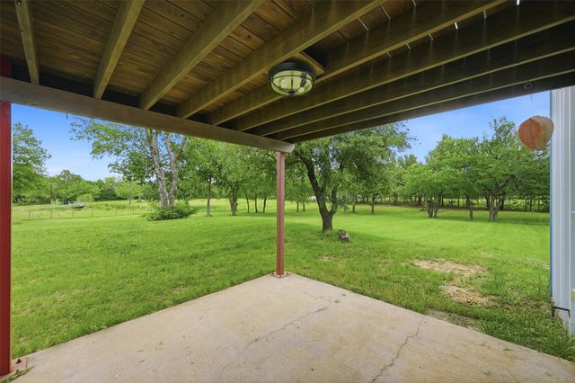 2700 Randell Lake Road, Denison, TX 75020