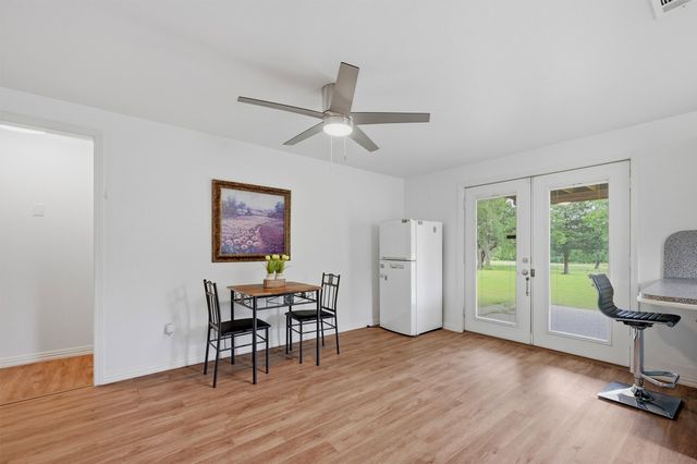 2700 Randell Lake Road, Denison, TX 75020