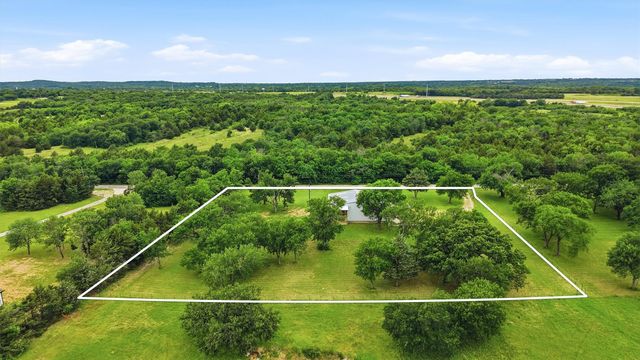 2700 Randell Lake Road, Denison, TX 75020