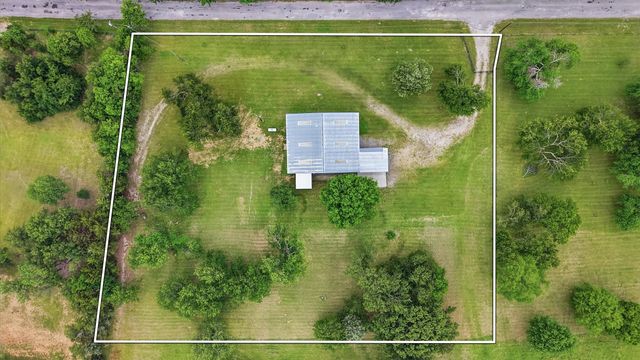 2700 Randell Lake Road, Denison, TX 75020