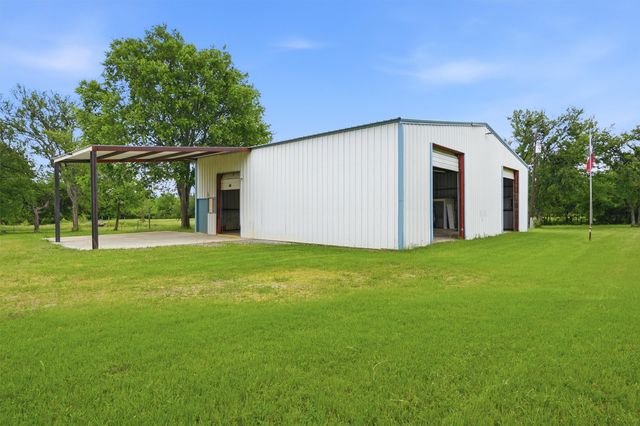 2700 Randell Lake Road, Denison, TX 75020