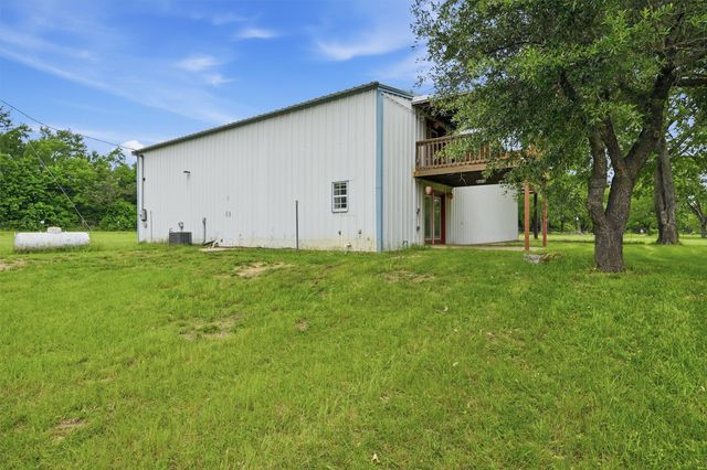 2700 Randell Lake Road, Denison, TX 75020