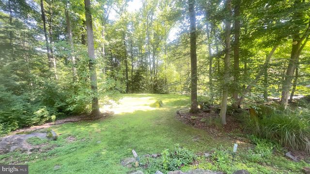 67 FOXHILL RD, Quakertown, PA 18951
