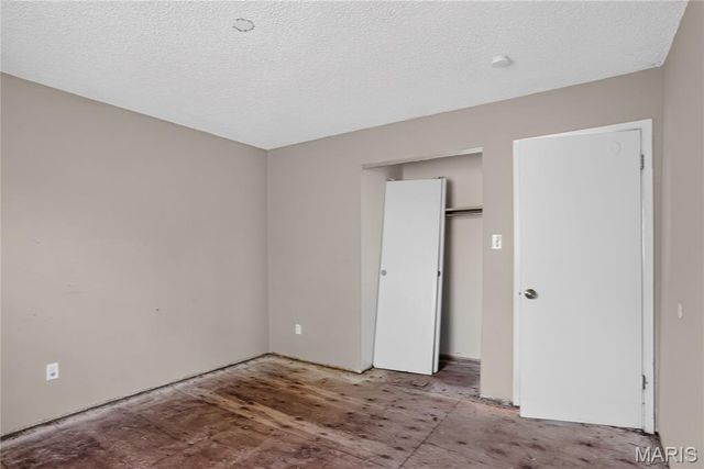 2371 Farflung Drive, Florissant, MO 63031
