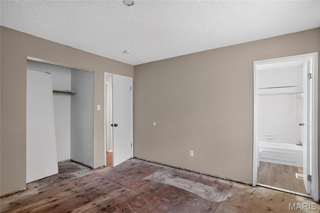 2371 Farflung Drive, Florissant, MO 63031