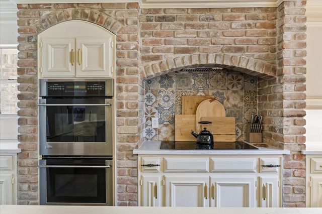 5423 Graystone Lane, Houston, TX 77069