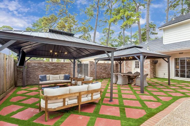 5423 Graystone Lane, Houston, TX 77069