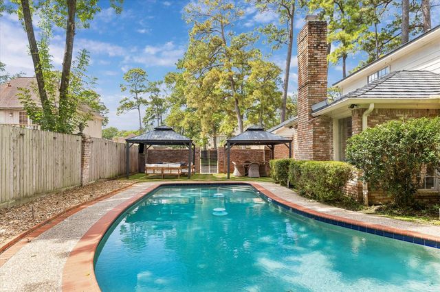 5423 Graystone Lane, Houston, TX 77069