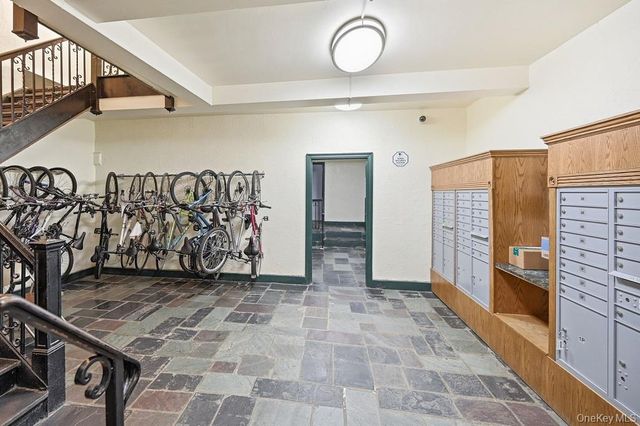 1 Franklin Avenue 1D, White Plains, NY 10601