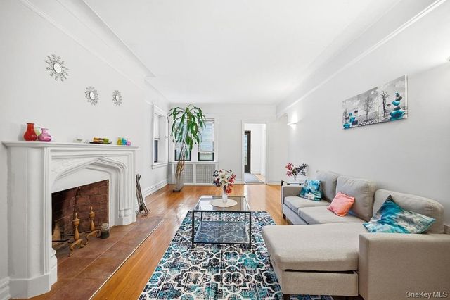 1 Franklin Avenue 1D, White Plains, NY 10601