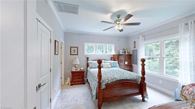 101 Chimney Court, Jamestown, NC 27282