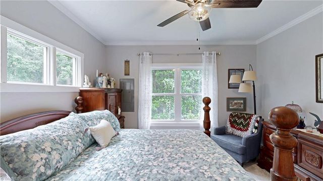 101 Chimney Court, Jamestown, NC 27282