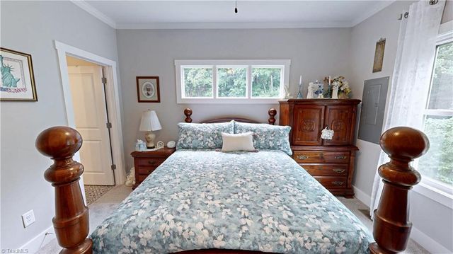 101 Chimney Court, Jamestown, NC 27282