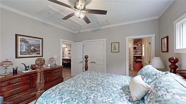 101 Chimney Court, Jamestown, NC 27282