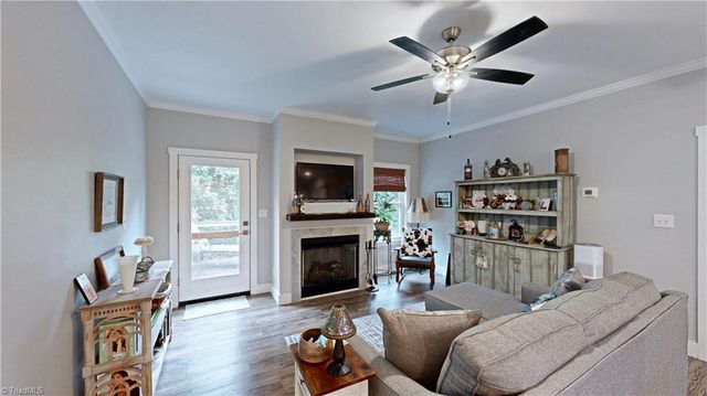 101 Chimney Court, Jamestown, NC 27282