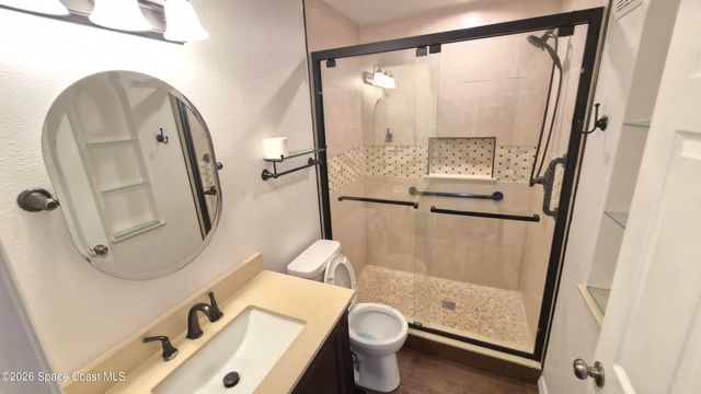 4948 Lake Waterford Way W 203-2, Melbourne, FL 32901