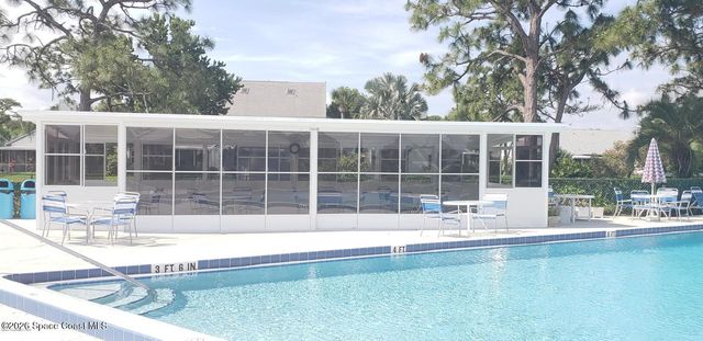 4948 Lake Waterford Way W 203-2, Melbourne, FL 32901