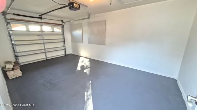 4948 Lake Waterford Way W 203-2, Melbourne, FL 32901