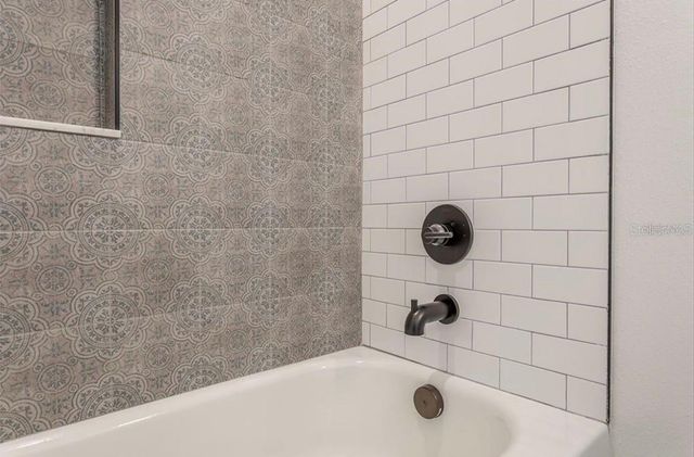 5813 N 18TH STREET, Tampa, FL 33610