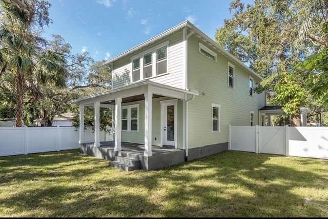 5813 N 18TH STREET, Tampa, FL 33610