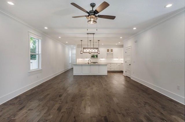 5813 N 18TH STREET, Tampa, FL 33610