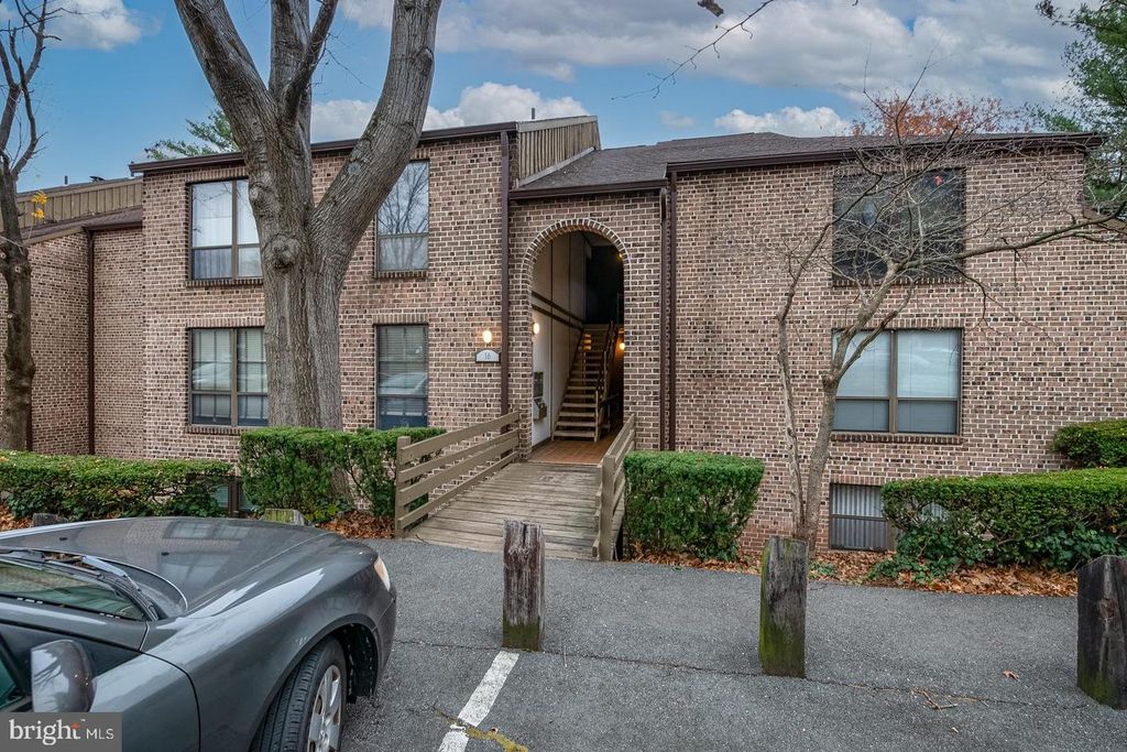 16-C FAIRWAY RD, Reading, PA 19607