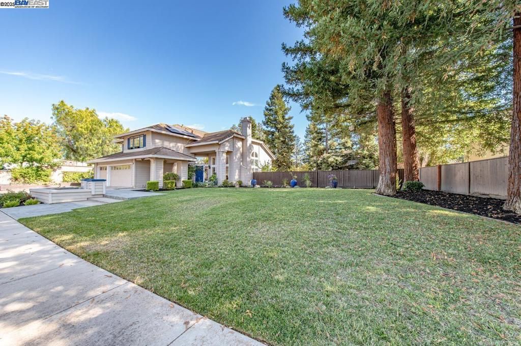 635 Zermatt St, Livermore, CA 94551
