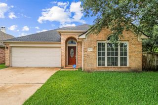 3602 Chesapeake Court, Pearland, TX 77584