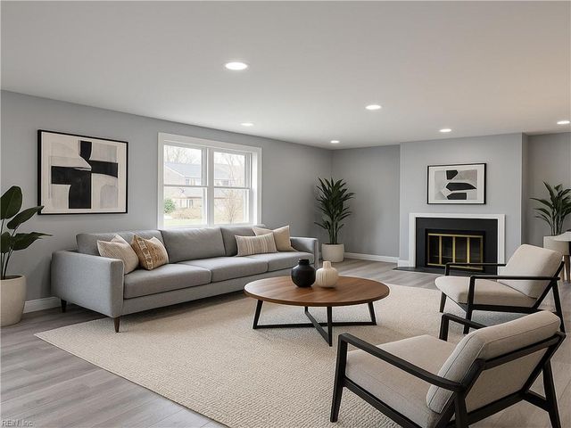 922 11th ST, Newport News, VA 23607