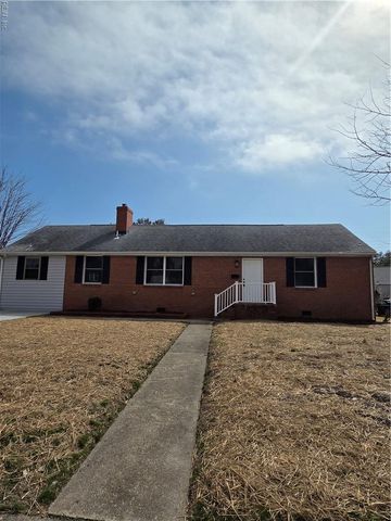 922 11th ST, Newport News, VA 23607