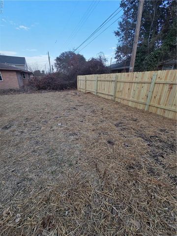 922 11th ST, Newport News, VA 23607