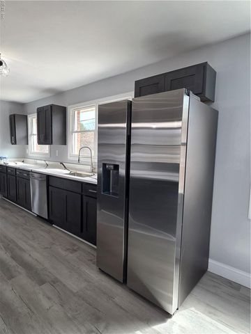 922 11th ST, Newport News, VA 23607