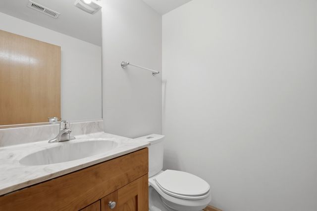 3139 W Washington Boulevard, Chicago, IL 60612