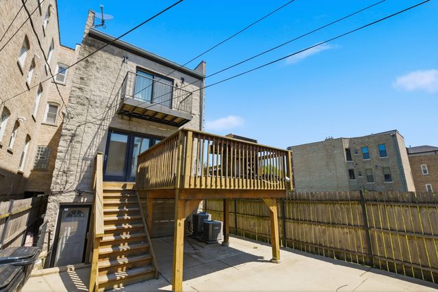 3139 W Washington Boulevard, Chicago, IL 60612