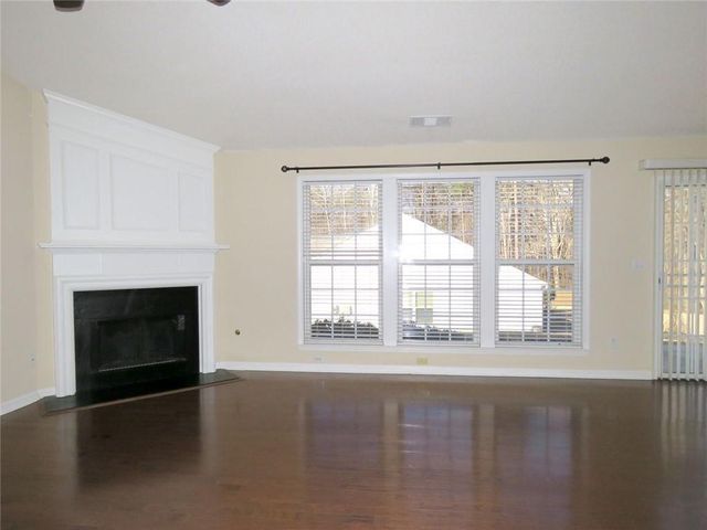 301 Park Forest NW Court, Kennesaw, GA 30144