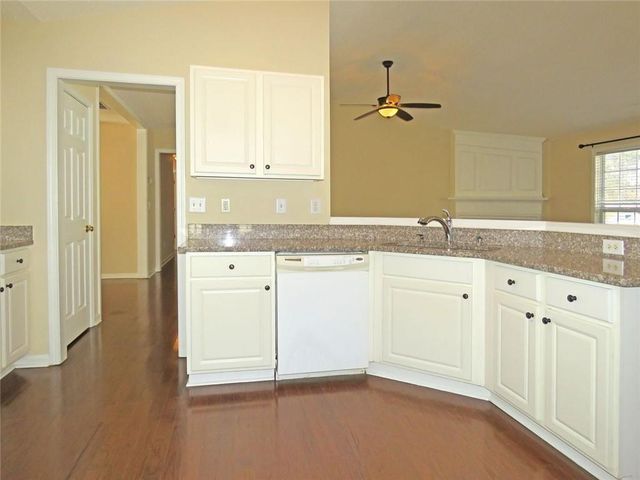 301 Park Forest NW Court, Kennesaw, GA 30144