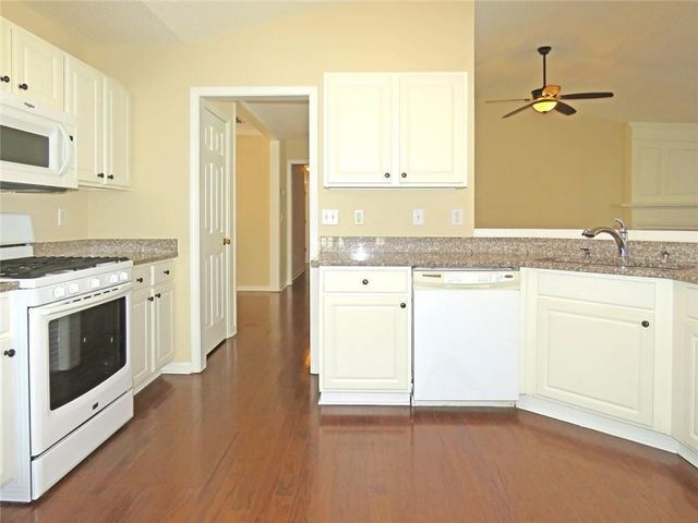 301 Park Forest NW Court, Kennesaw, GA 30144