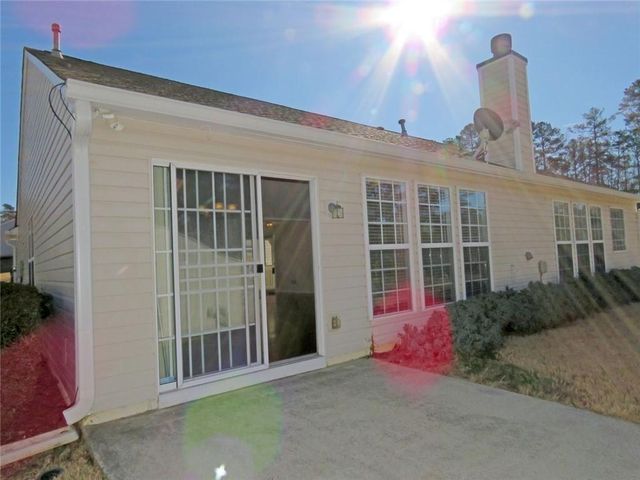 301 Park Forest NW Court, Kennesaw, GA 30144