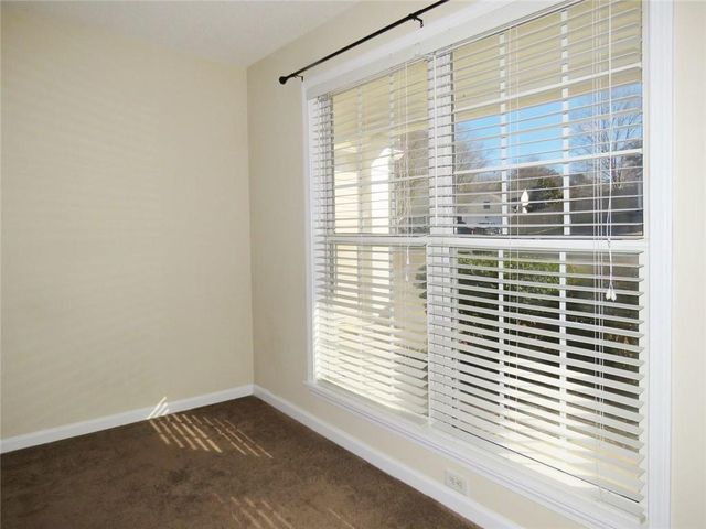 301 Park Forest NW Court, Kennesaw, GA 30144