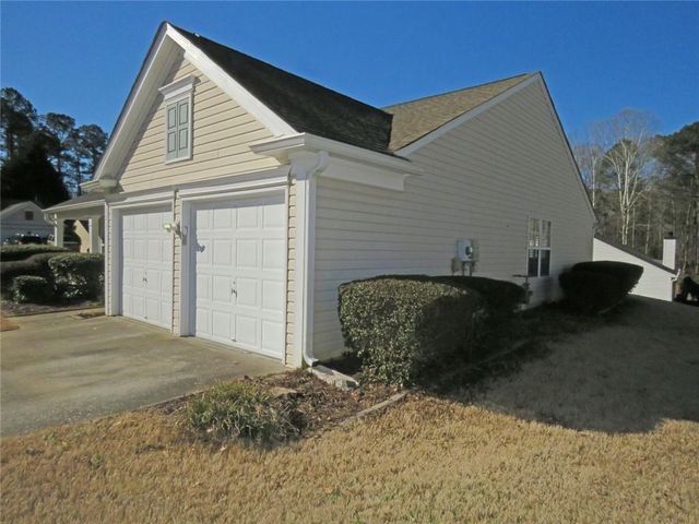 301 Park Forest NW Court, Kennesaw, GA 30144