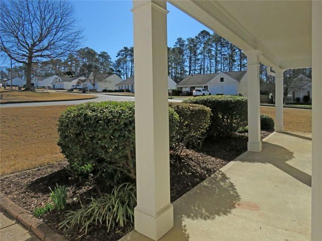 301 Park Forest NW Court, Kennesaw, GA 30144