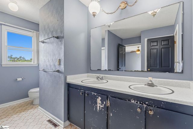 430 John High Road, Campobello, SC 29322