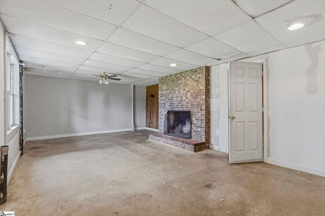 430 John High Road, Campobello, SC 29322