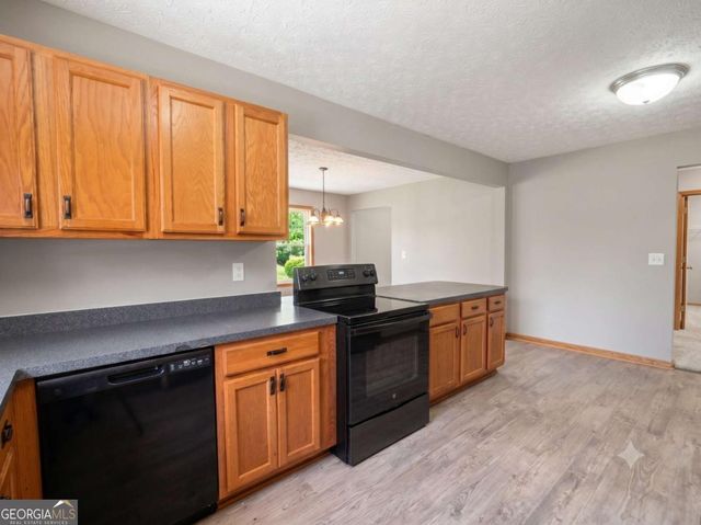 9651 W Union Hill Road, Villa Rica, GA 30180