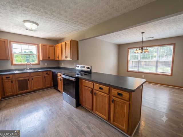 9651 W Union Hill Road, Villa Rica, GA 30180
