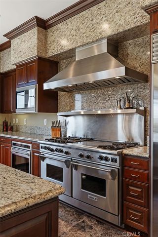 1159 S Pointe Premier, Anaheim Hills, CA 92807