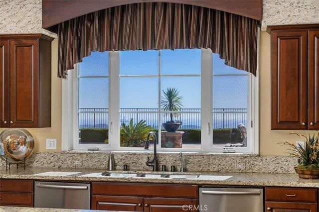 1159 S Pointe Premier, Anaheim Hills, CA 92807