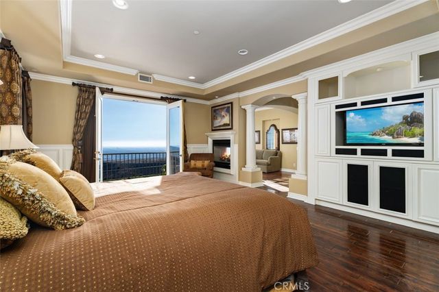 1159 S Pointe Premier, Anaheim Hills, CA 92807