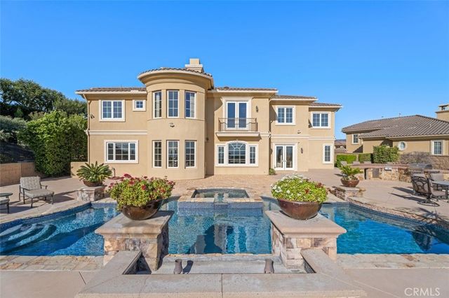 1159 S Pointe Premier, Anaheim Hills, CA 92807