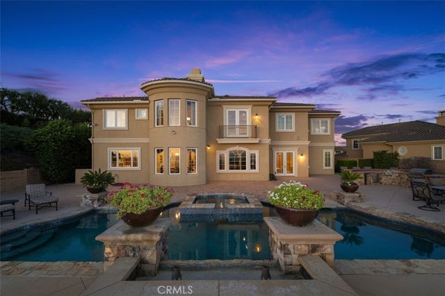 1159 S Pointe Premier, Anaheim Hills, CA 92807